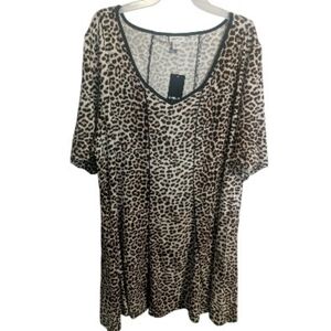 Avenue Women's Tunic Top Sz 30/32 Animal Leapard Print Short Sleeve